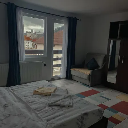Casuta Cu Dumbrava * Törcsvár