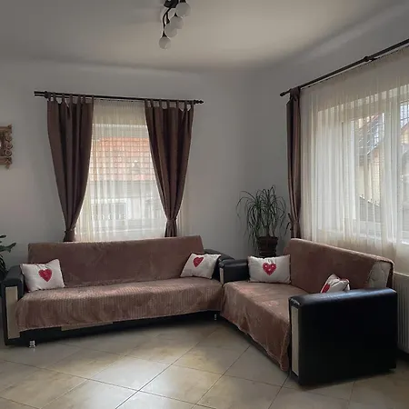 Homestay szállás Casuta Cu Dumbrava Törcsvár